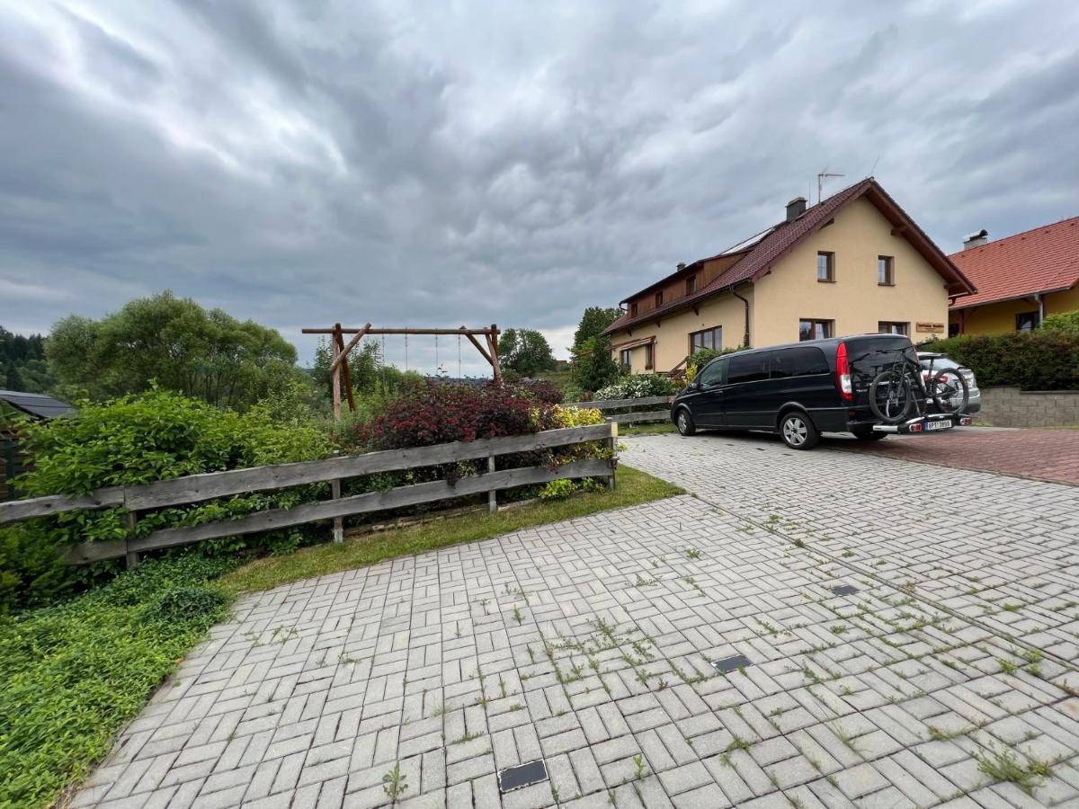 Apartment Brusinka Kasperske Hory Exterior photo